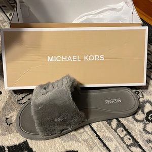 Michael Kors Faux Fur slides